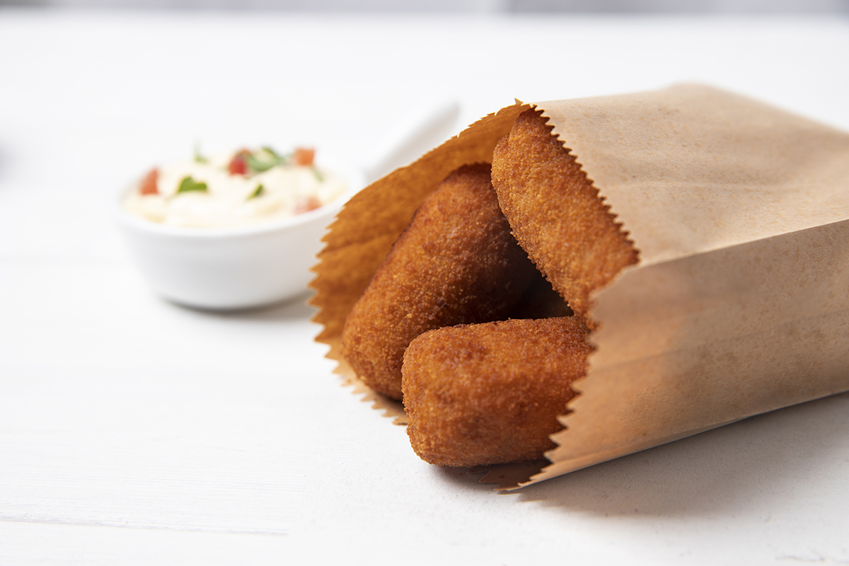 comida-que-contiene-croquetas-y-mayonesa